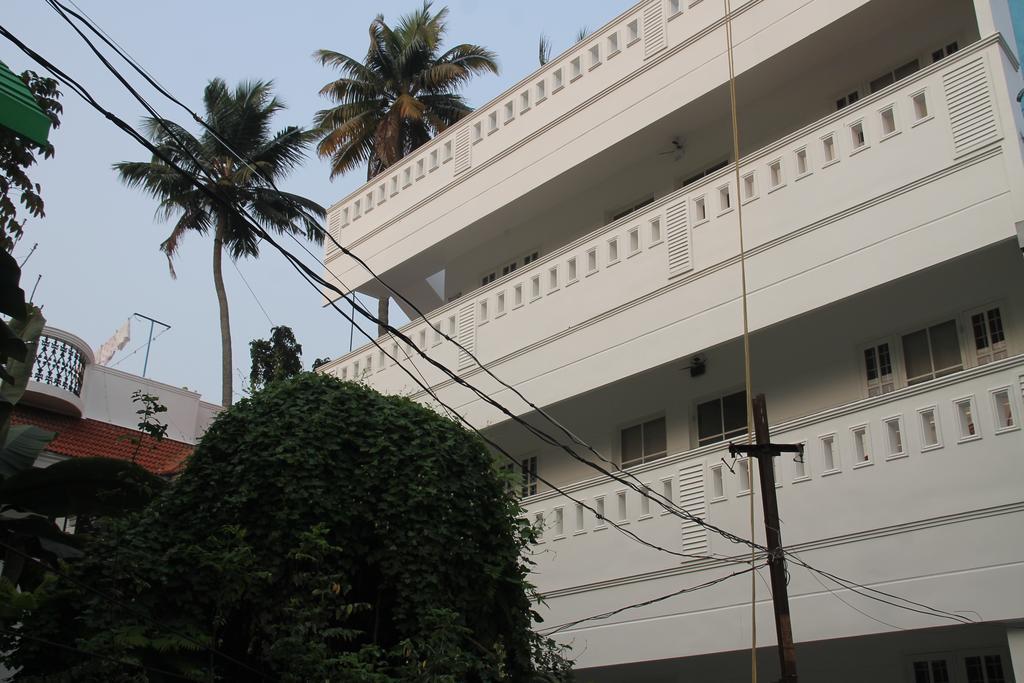 Aaron'S Homestay Kochi エクステリア 写真