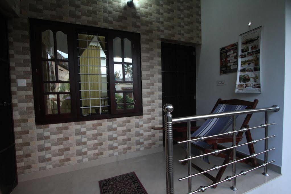 Aaron'S Homestay Kochi エクステリア 写真