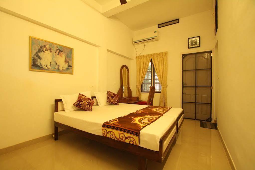 Aaron'S Homestay Kochi エクステリア 写真